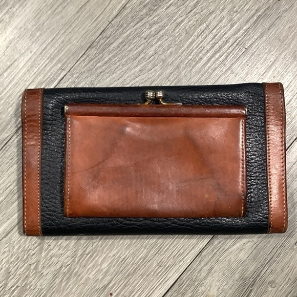 Dooney & Bourke Vintage Black Pebbled Leather w/Brown Leather Trim Coin Purse - Picture 5 of 14